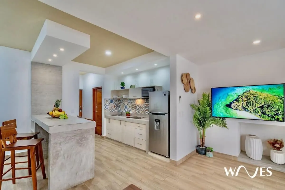 4 Bedroom Spacious Exclusive Townhouse With Private Rooftop And Pool Navio Tulum By Waves וילה
