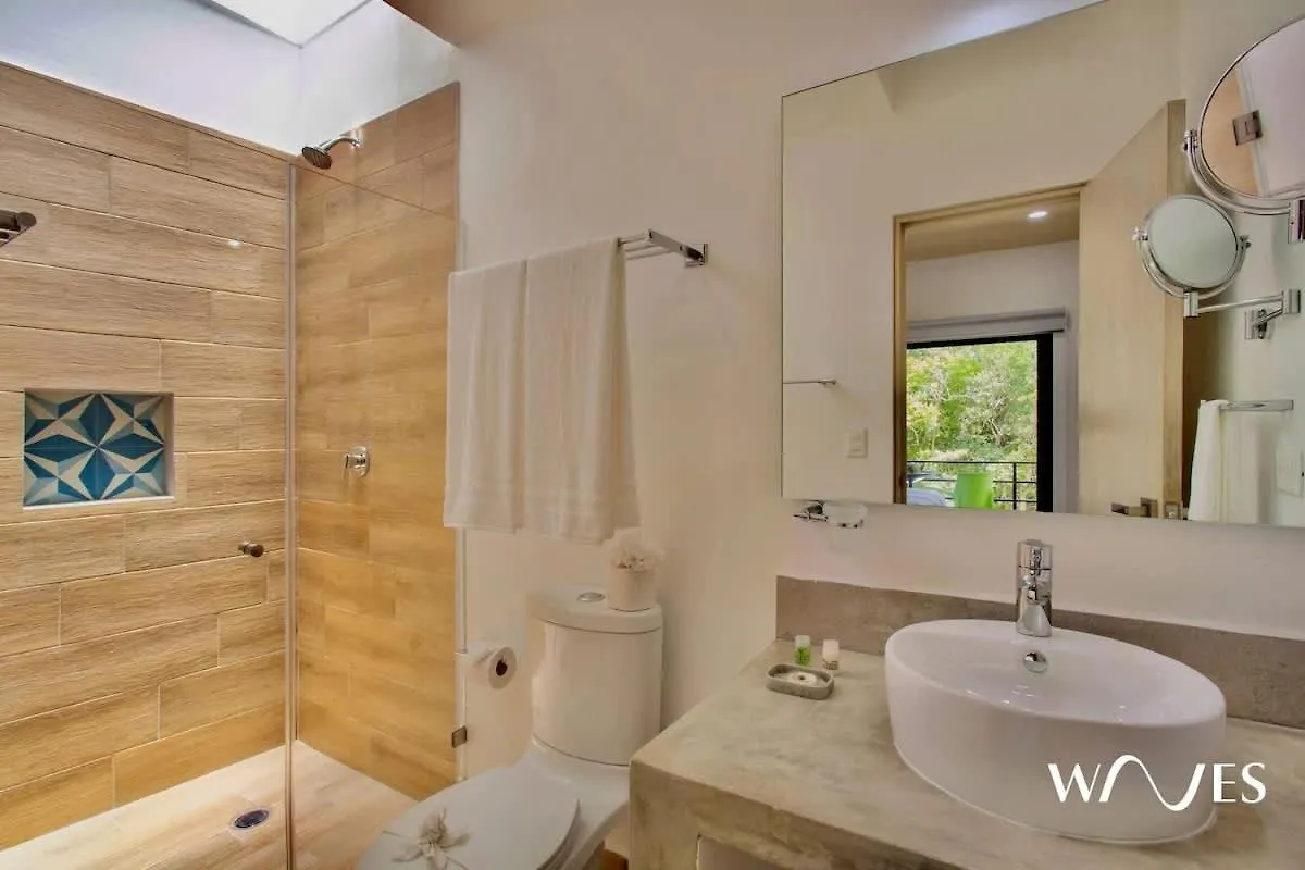 4 Bedroom Spacious Exclusive Townhouse With Private Rooftop And Pool Navio Tulum By Waves וילה